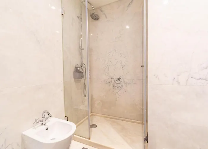 Industrial (adults Only) Лиссабон