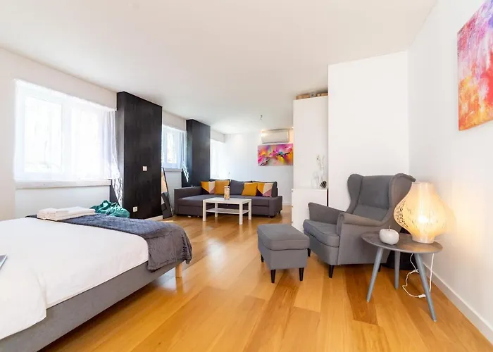 Industrial (adults Only) 3* Лиссабон