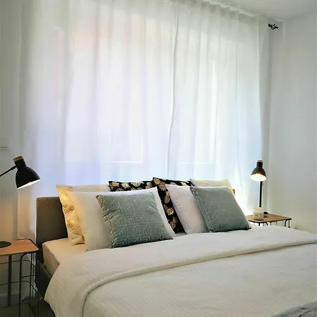 Industrial (adults Only) Gasthuis Lissabon